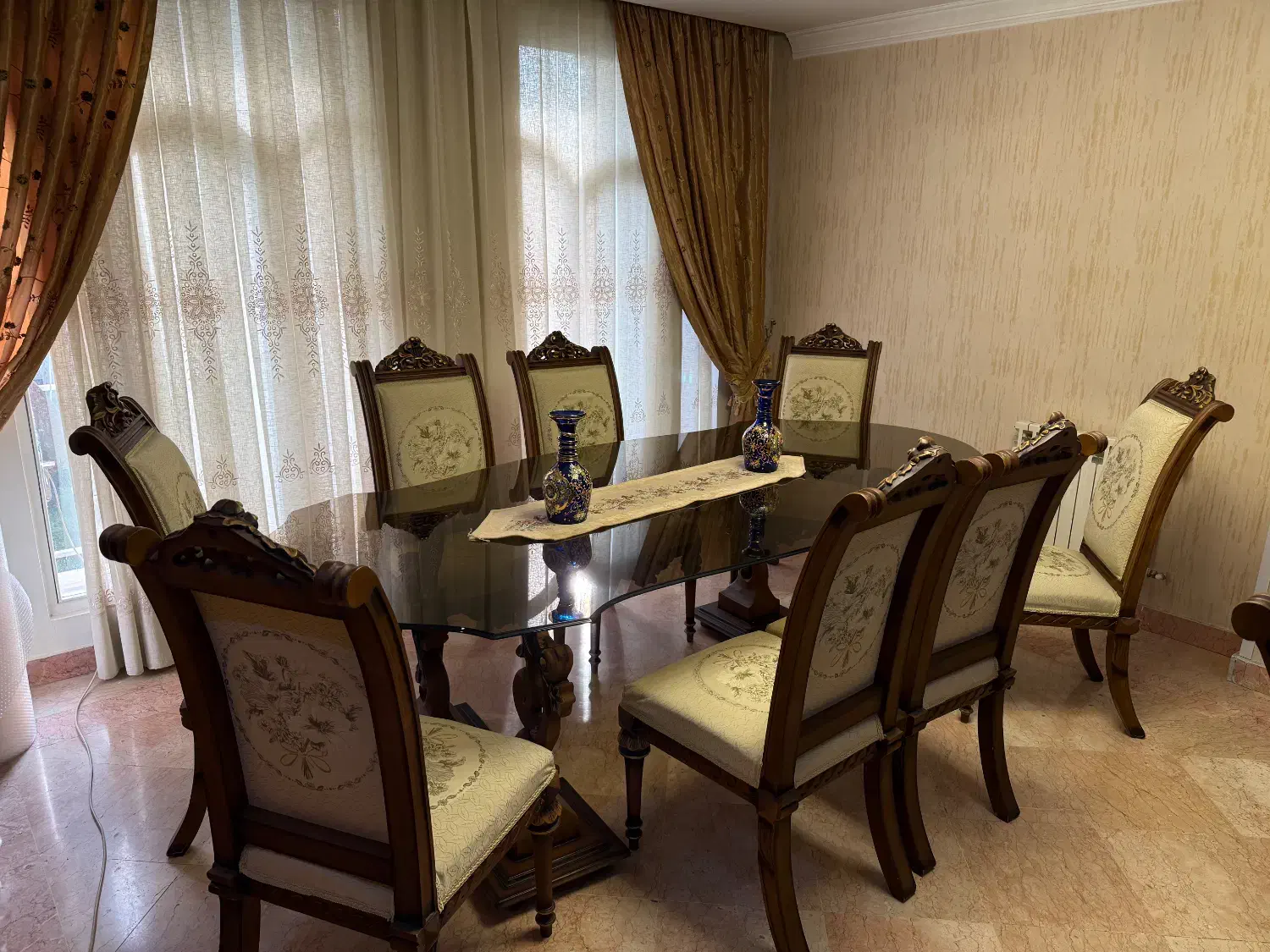 مبل استیل و میز نهار خوری ۸ نفره در حد نو و سالم|مبلمان خانگی و میز عسلی|تهران, سازمان آب|دیوار