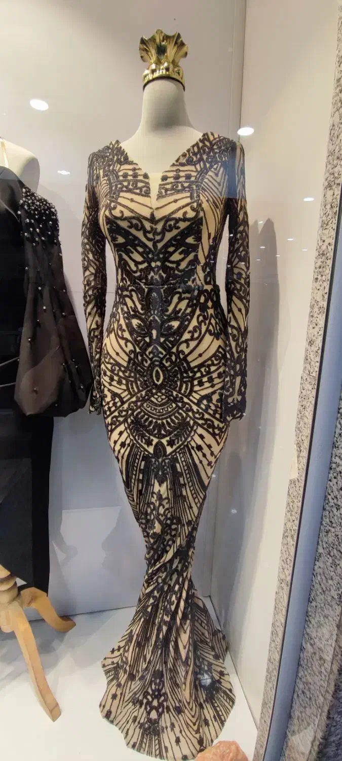 فروشنده خانم|استخدام بازاریابی و فروش|تهران, صادقیه|دیوار