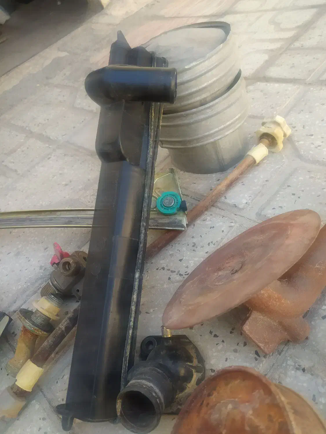 حراج خورده وریزه شخصی|اسباب‌بازی بچه|شیراز, ده پیاله|دیوار