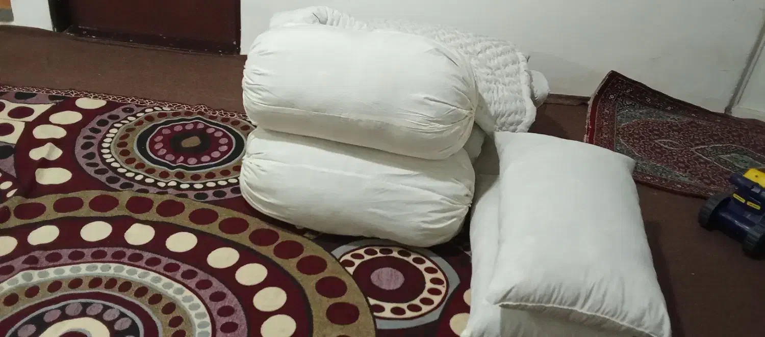 پشم گوسفندی|رختخواب، بالش، پتو|سلماس, |دیوار