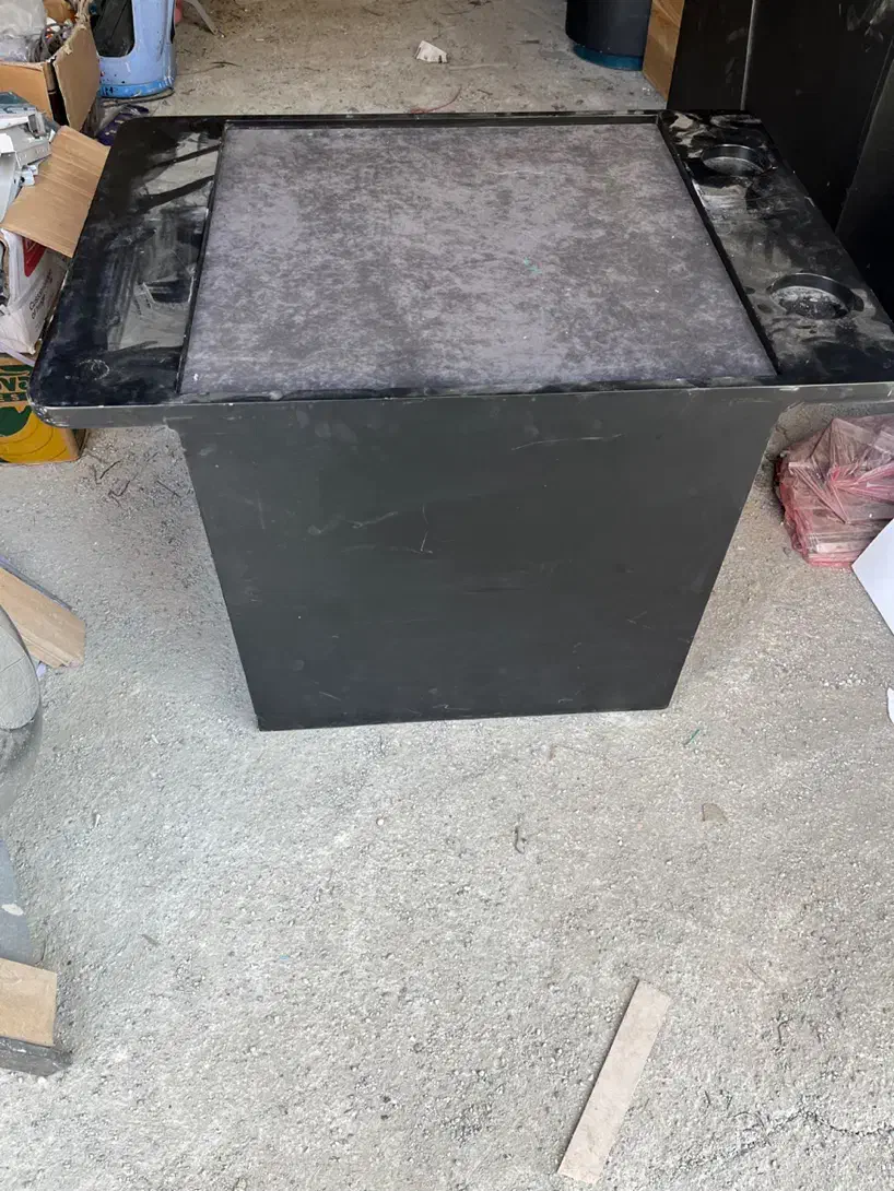 مقداری لوازم سالن آرایشگاه|آرایشگاه و سالن‌های زیبایی|کرج, شهرک سهرابیه|دیوار