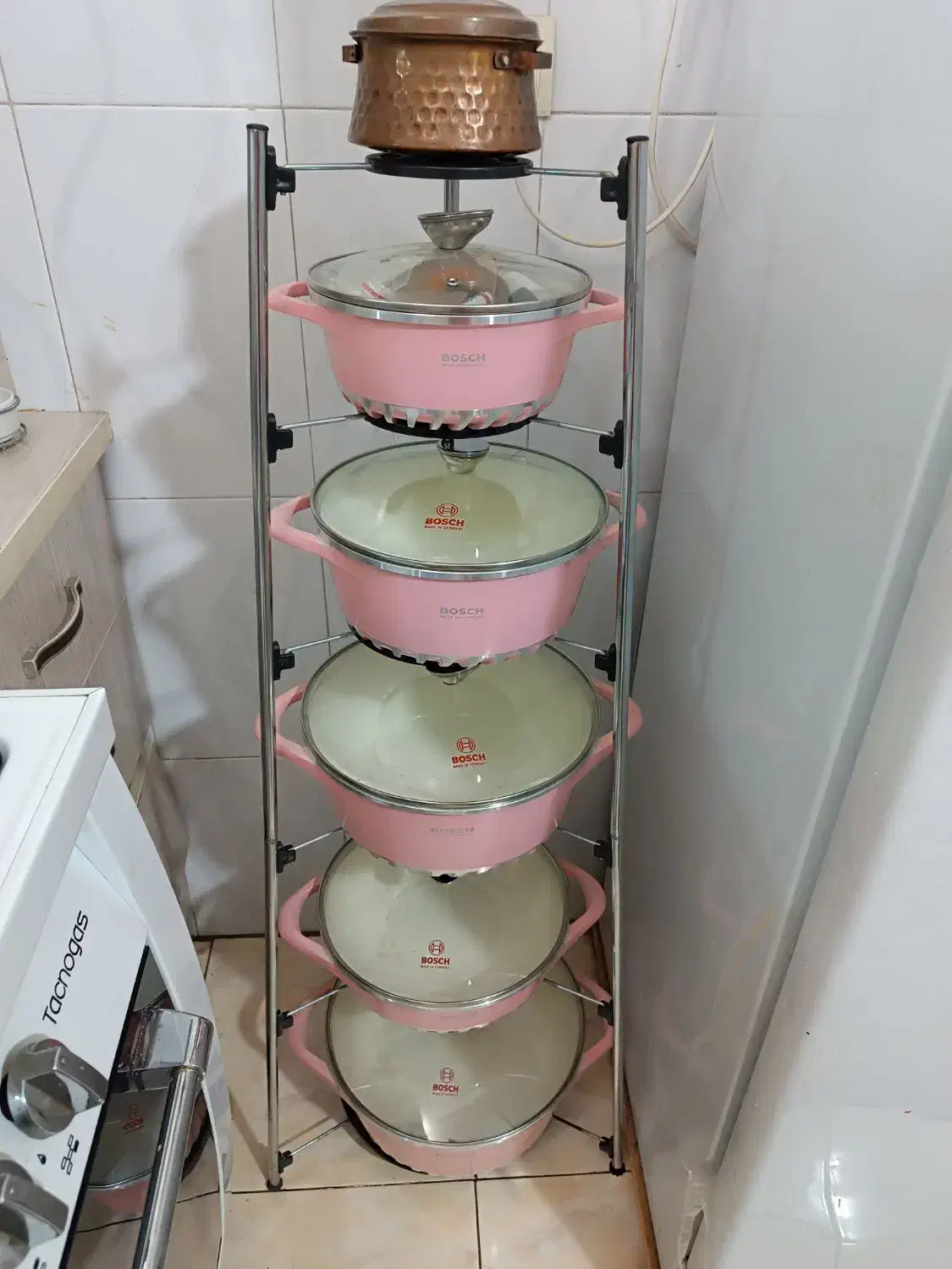 پایه قابلمه سالم|آب‌چکان و نظم‌دهنده ظروف|تربت‌حیدریه, شهید قرنی|دیوار