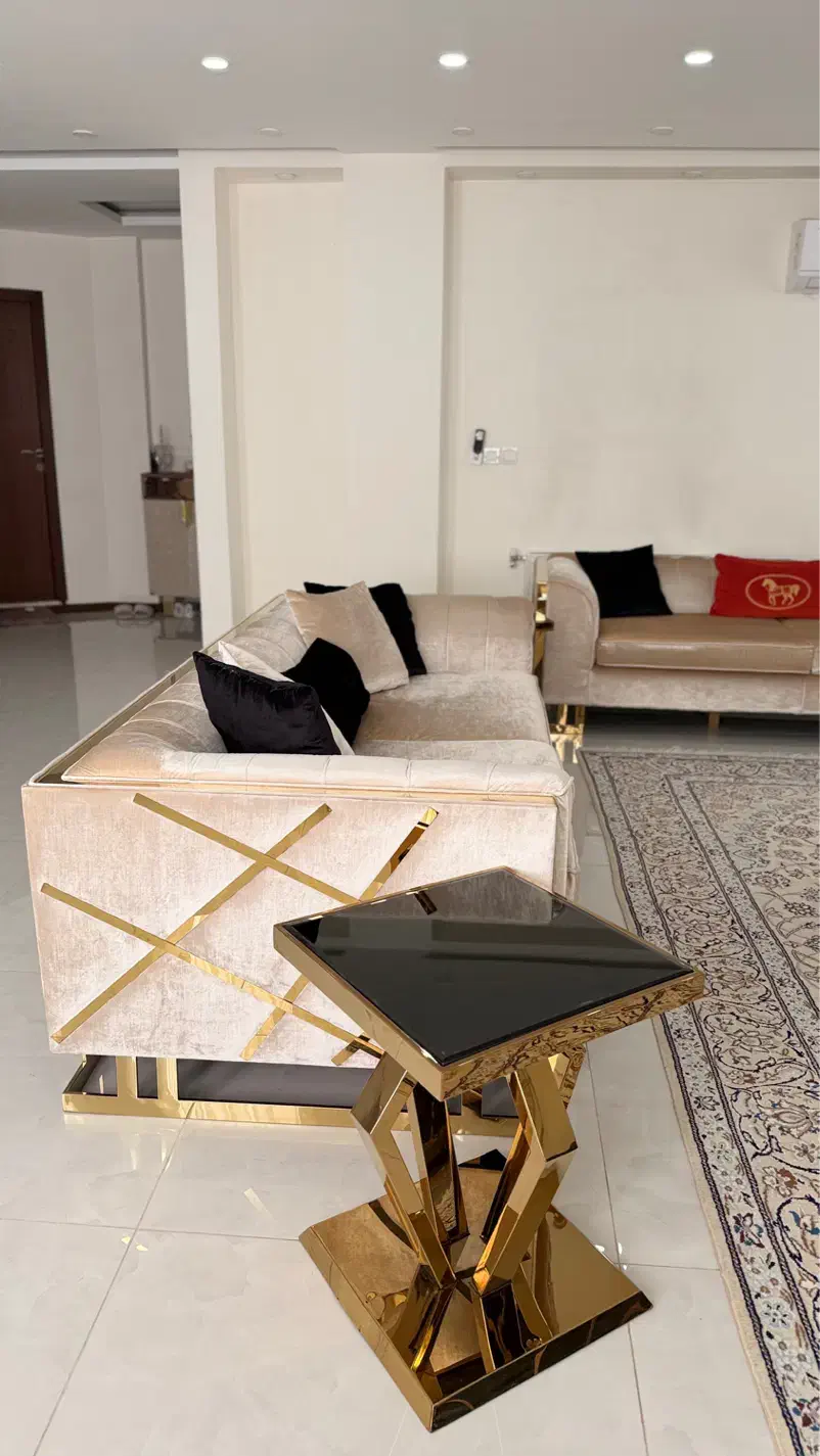 فروش مبلمان و اثاثیه در حد نو|مبلمان خانگی و میز عسلی|شیراز, زرگری|دیوار