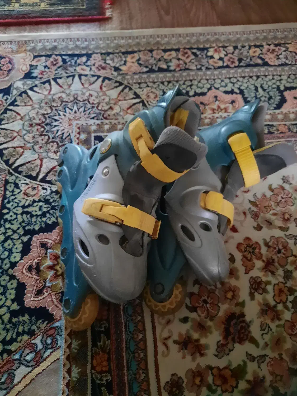 اسکیت کودکانه سالم و تمیز|دوچرخه، اسکیت، اسکوتر|پاکدشت, پاکدشت (مامازند)|دیوار