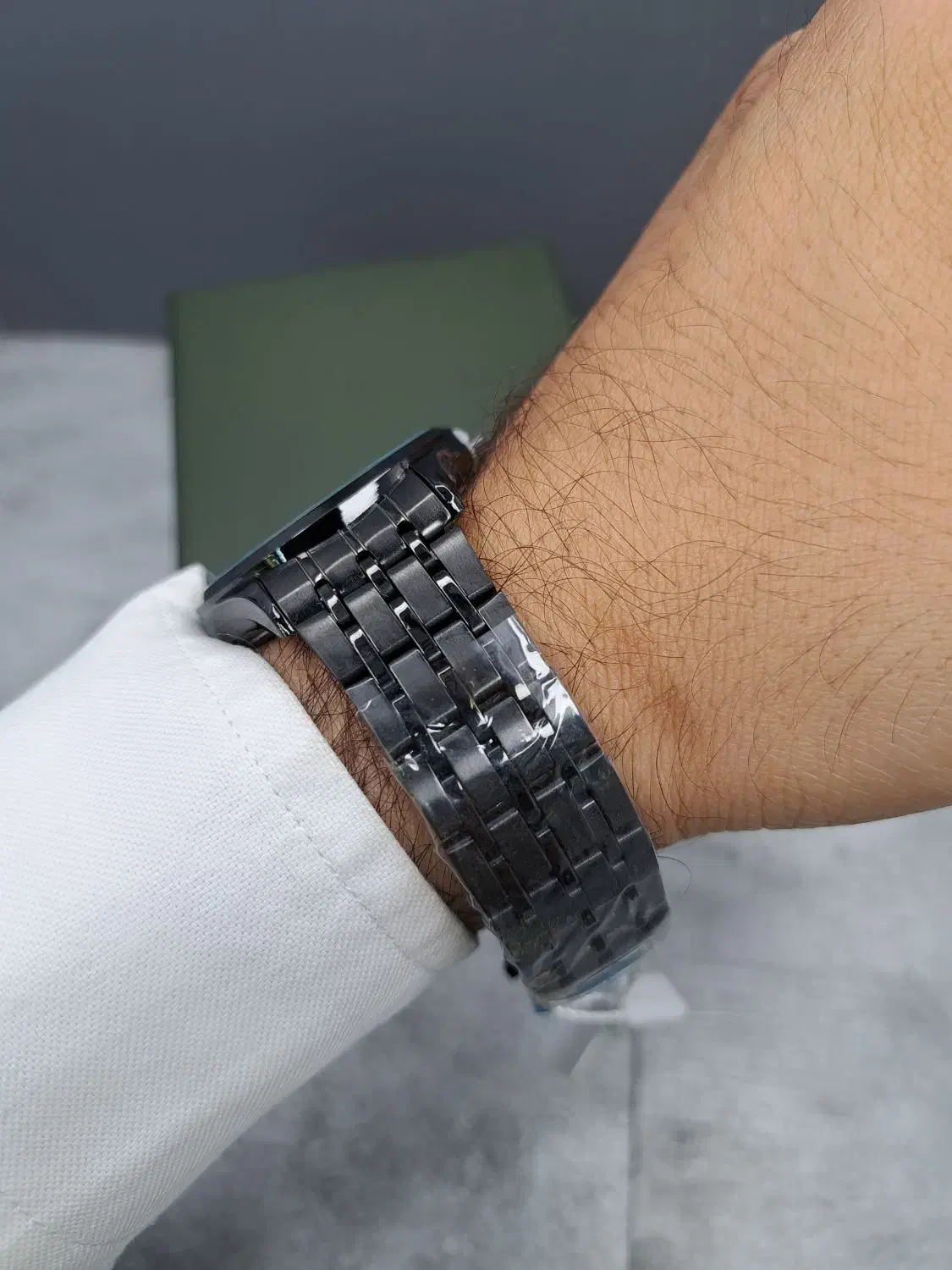 الگانس B فول مشکی خوش رنگ با جذبه شیک|ساعت|اصفهان, قائمیه|دیوار