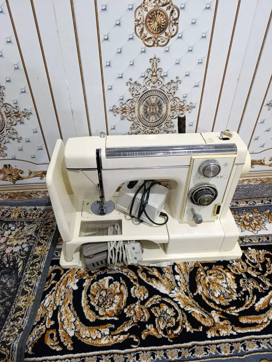 چرخ خیاطی ژانومه ۸۱۵|چرخ خیاطی و ریسندگی|آق قلا, |دیوار