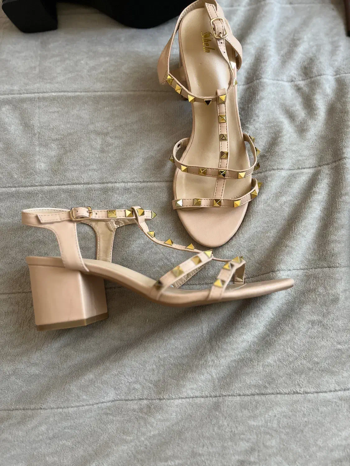 کفش زنانه نایلکس دار برند قیمت از ۳۵۰ تا ۹۵۰|کیف، کفش، کمربند|تبریز, |دیوار