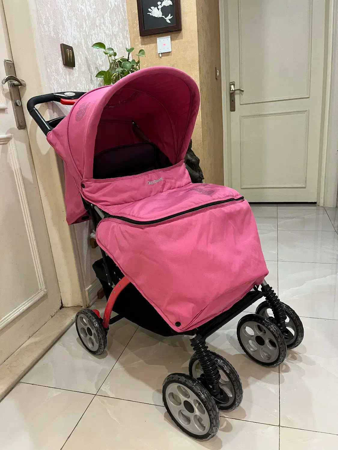 کالسکه گودبیبی ایتالیایی در حد اک مناسب سیسمونی|کالسکه و لوازم جانبی|تهران, جردن|دیوار