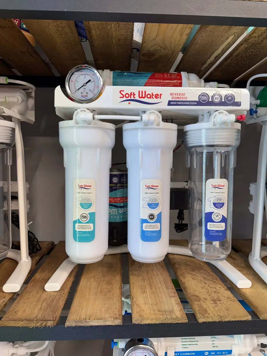 فروش و نصب دستگاه تصفیه آب خانگی|آب‌سردکن و تصفیه آب|دماوند, گیلاوند|دیوار