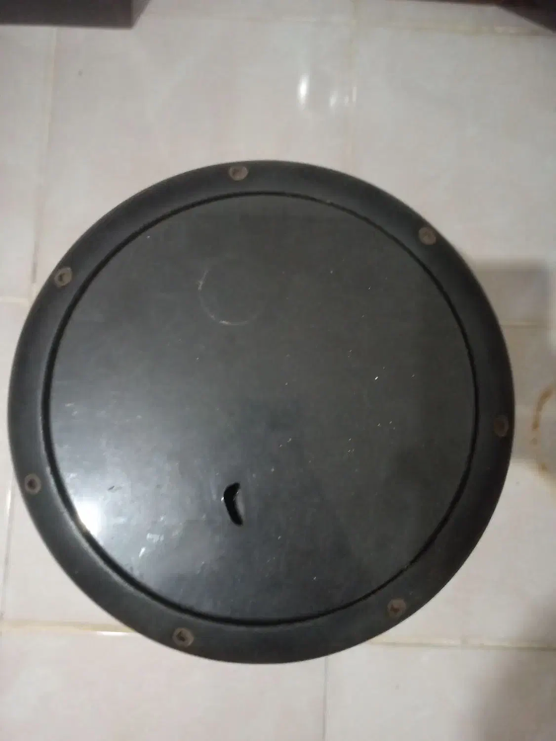 تنبک|آلات موسیقی|لاهیجان, کوی خزر|دیوار