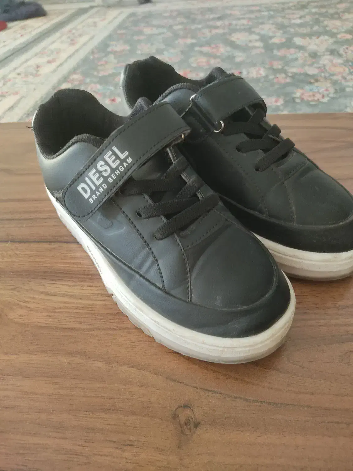 کفش بچه|کفش و لباس بچه|زنجان, |دیوار