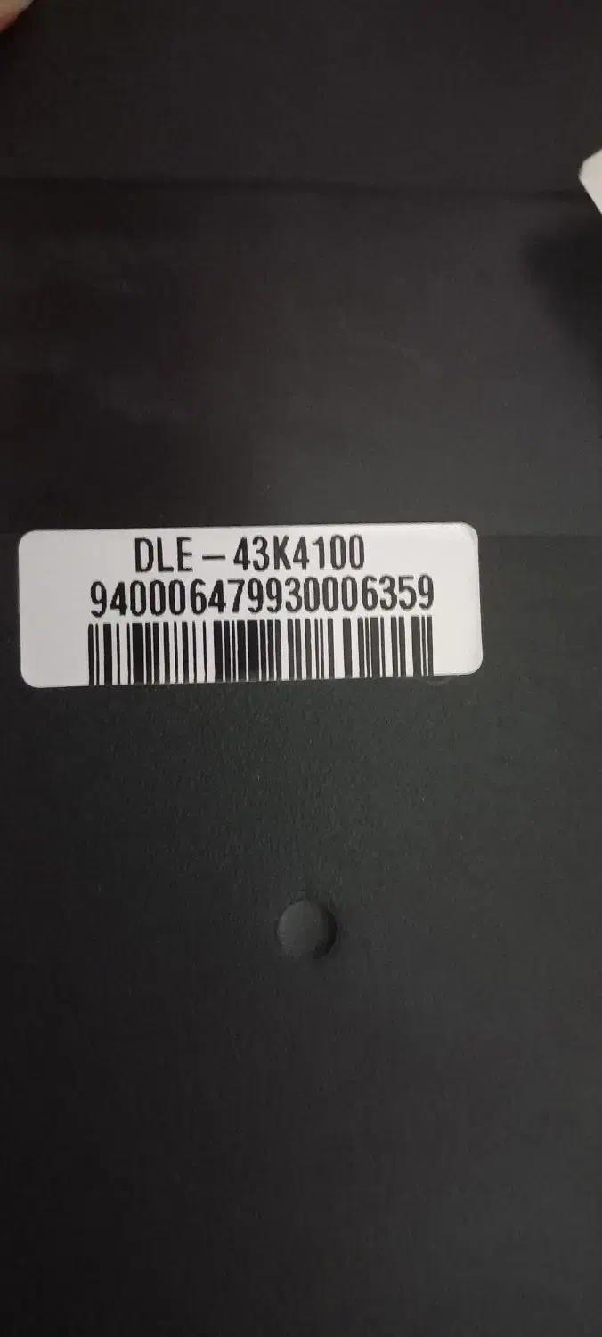 تلوزیون دوو 43 اینچ ضربه خورده|تلویزیون و پروژکتور|قزوین, |دیوار