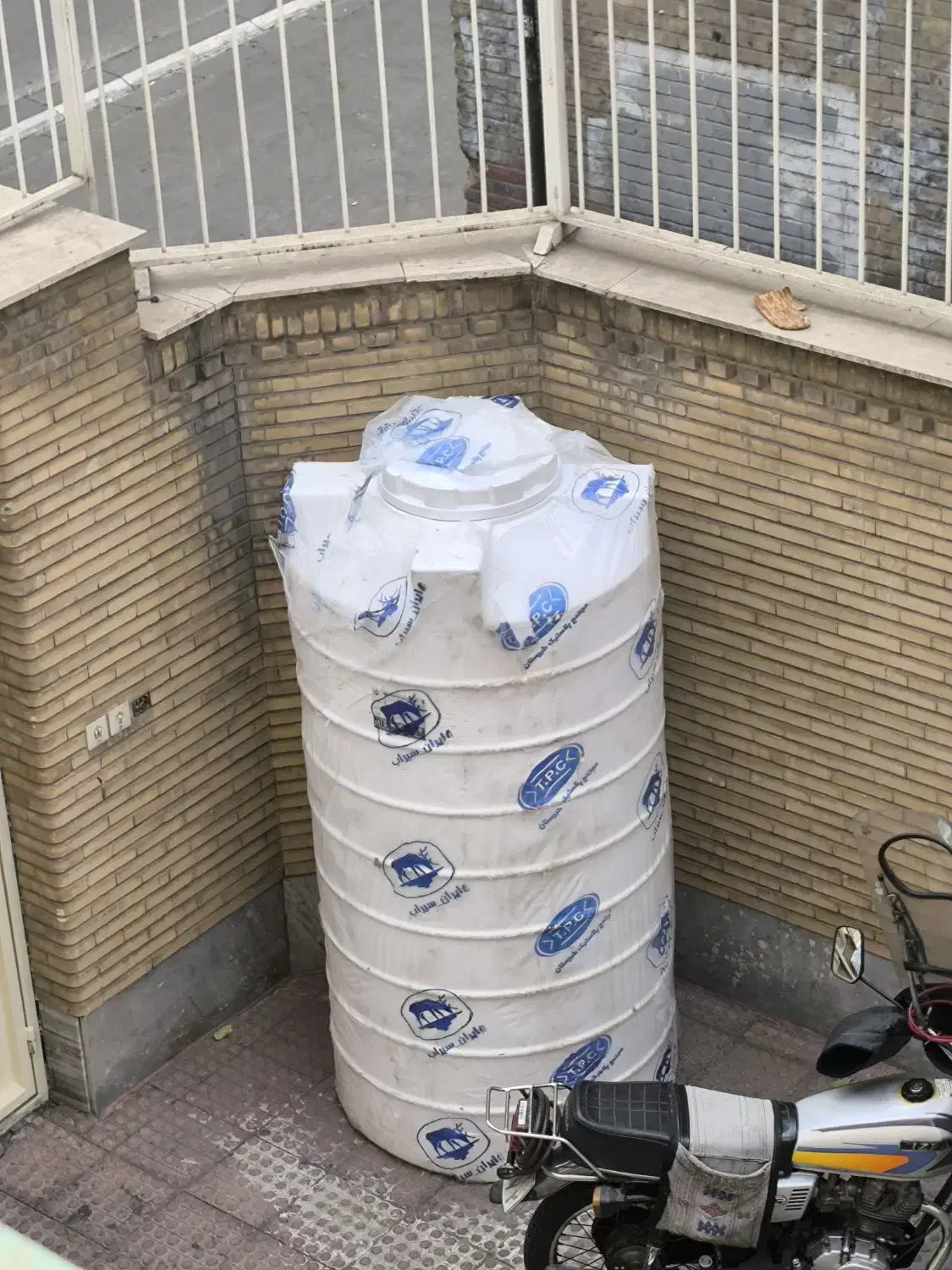 مخزن ۱۵۰۰ عمودی طبرستان با اتصالات|مصالح و تجهیزات ساختمان|تهران, شیخ هادی|دیوار