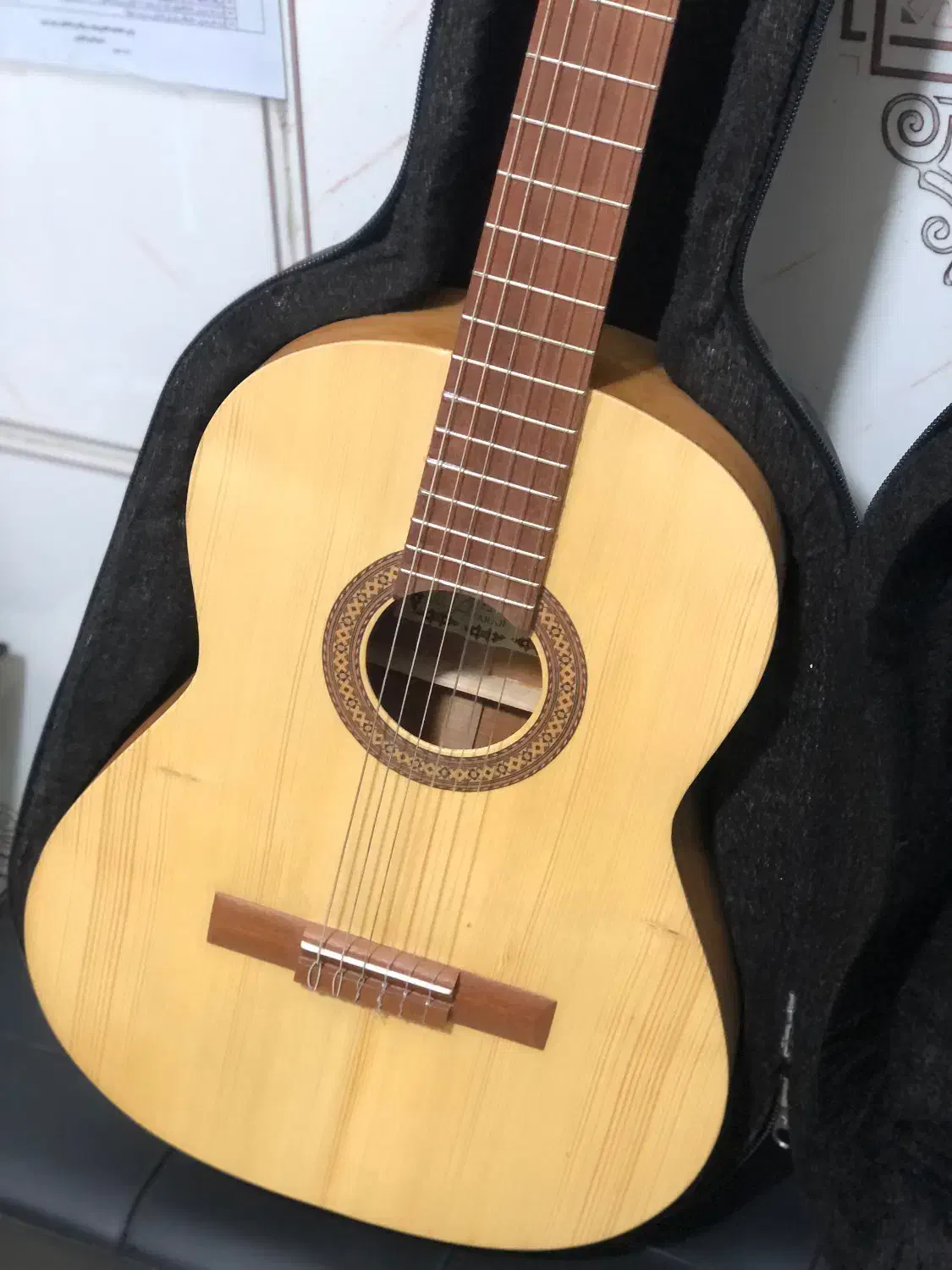 گیتار کلاسیک مالاگا|گیتار، بیس، امپلیفایر|کرج, اصفهانی‌ها|دیوار