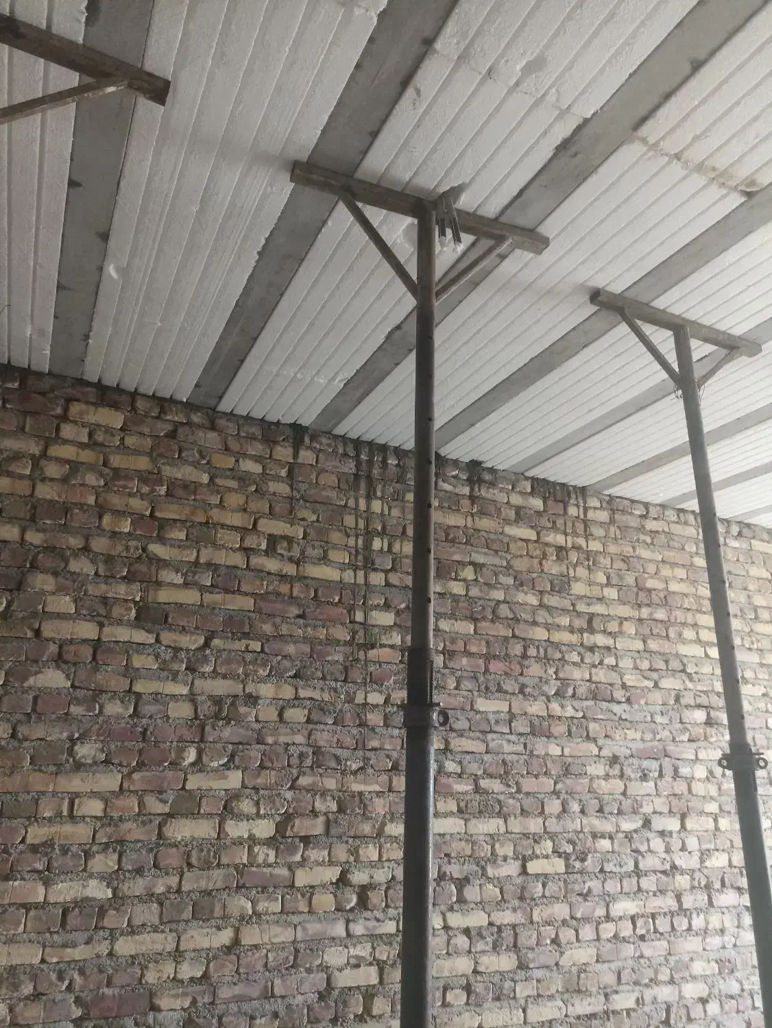 سلام اجرایه سقف بتونی پذیرفته میشود|خدمات پیشه و مهارت|سراوان, |دیوار