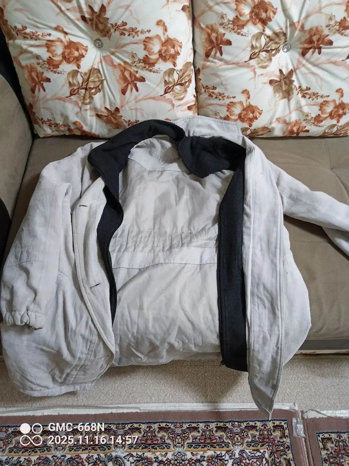 کت یا پالتو در حد نو بدون ایراد فقط بخاطر سایز|لباس|مریوان, |دیوار