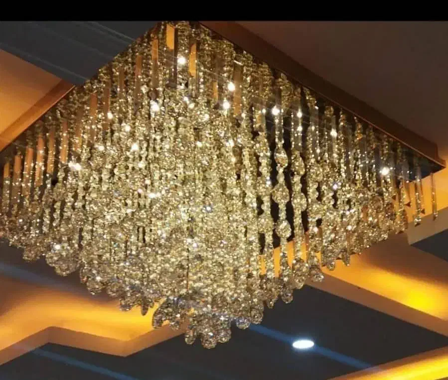 لوستر سلطنتی کریستالی|لوستر و چراغ آویز|اهواز, مهرشهر|دیوار