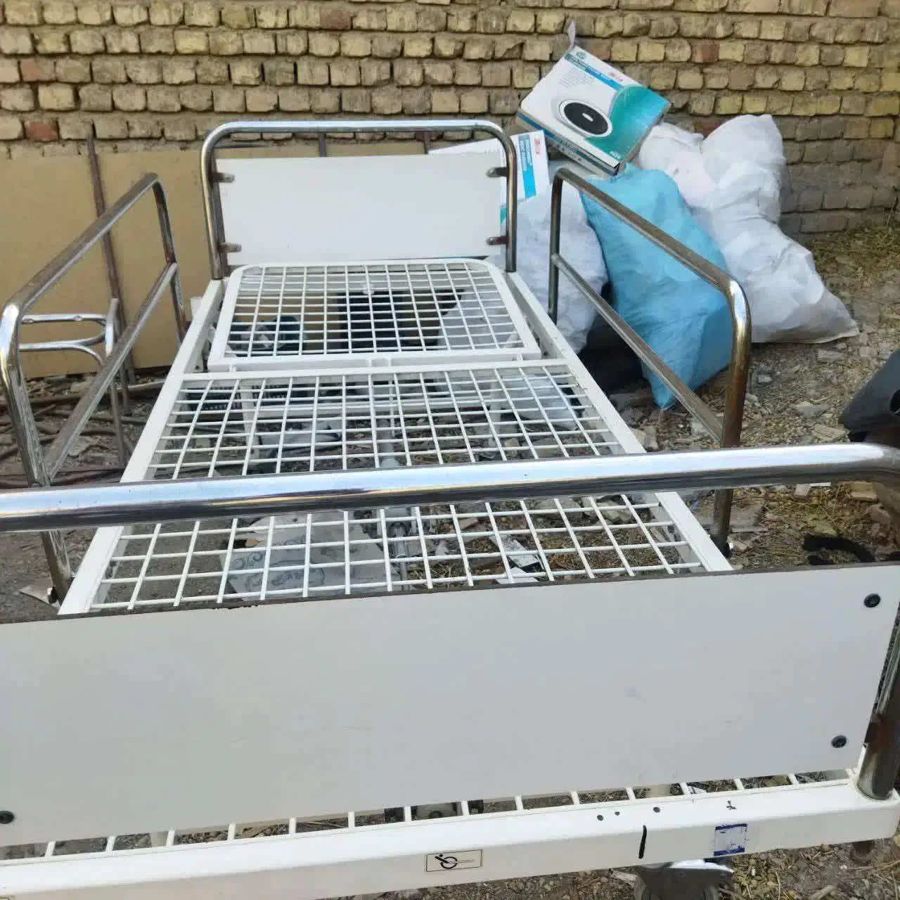 تخت بیمار|آرایشی، بهداشتی، درمانی|اصفهان, سرشبادران|دیوار