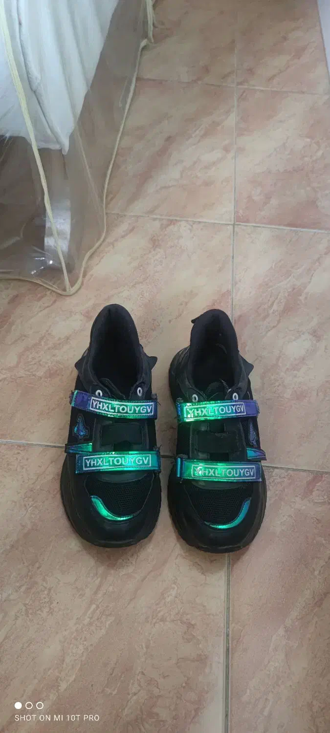 کفش اسپرت|کیف، کفش، کمربند|کرمان, |دیوار