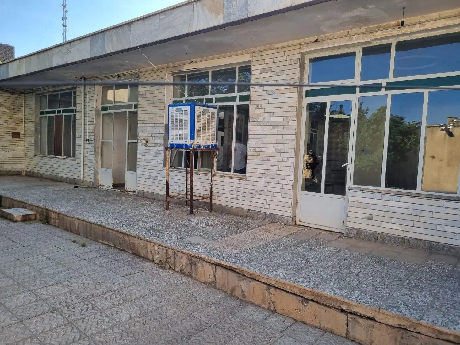 اجاره ویلایی قدیم ساز مامونیه مرکز شهر|اجارهٔ خانه و ویلا|زرندیه, |دیوار