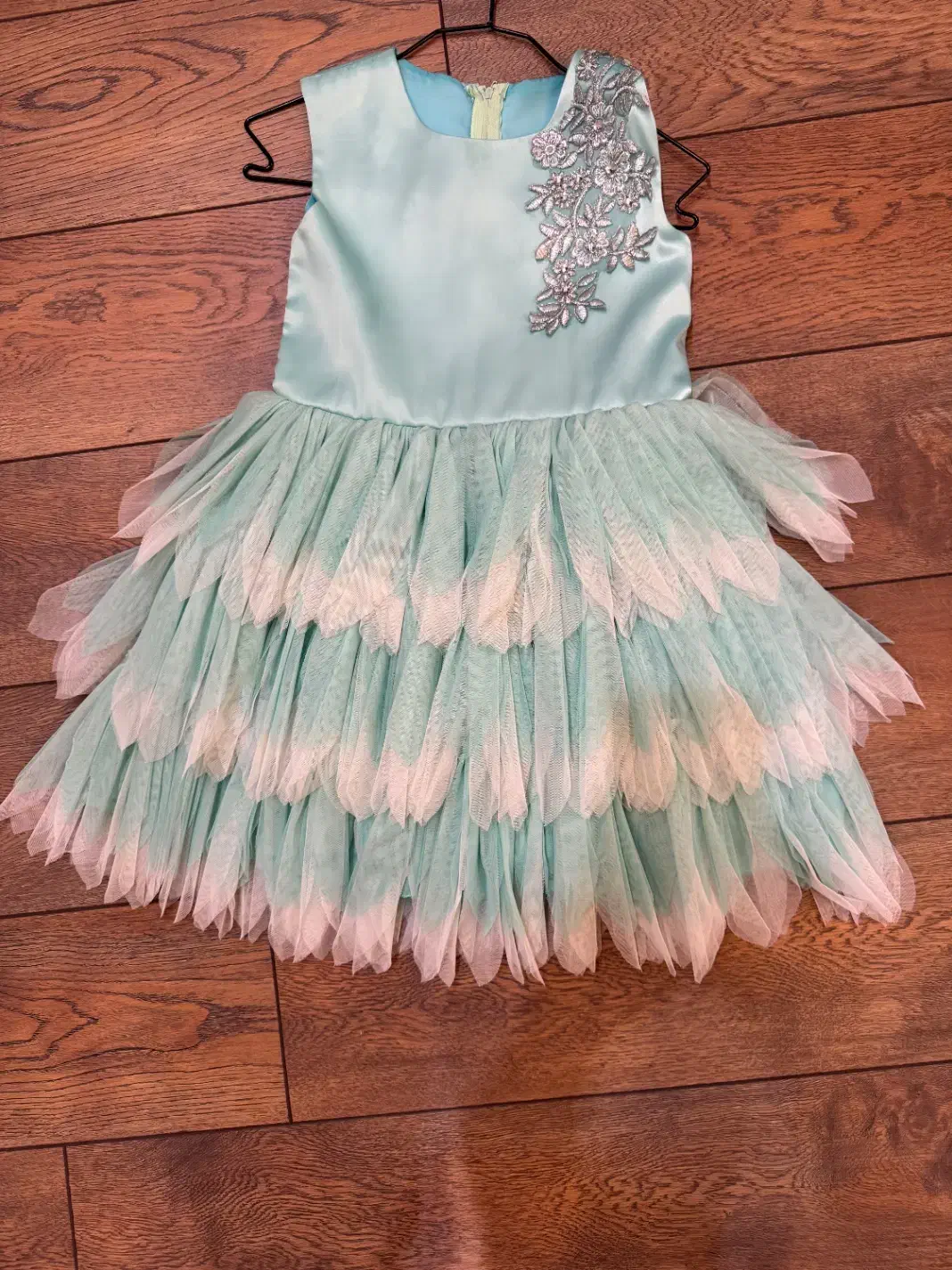 لباسهای دخترانه تا ۸سال|کفش و لباس بچه|تهران, پاسداران|دیوار