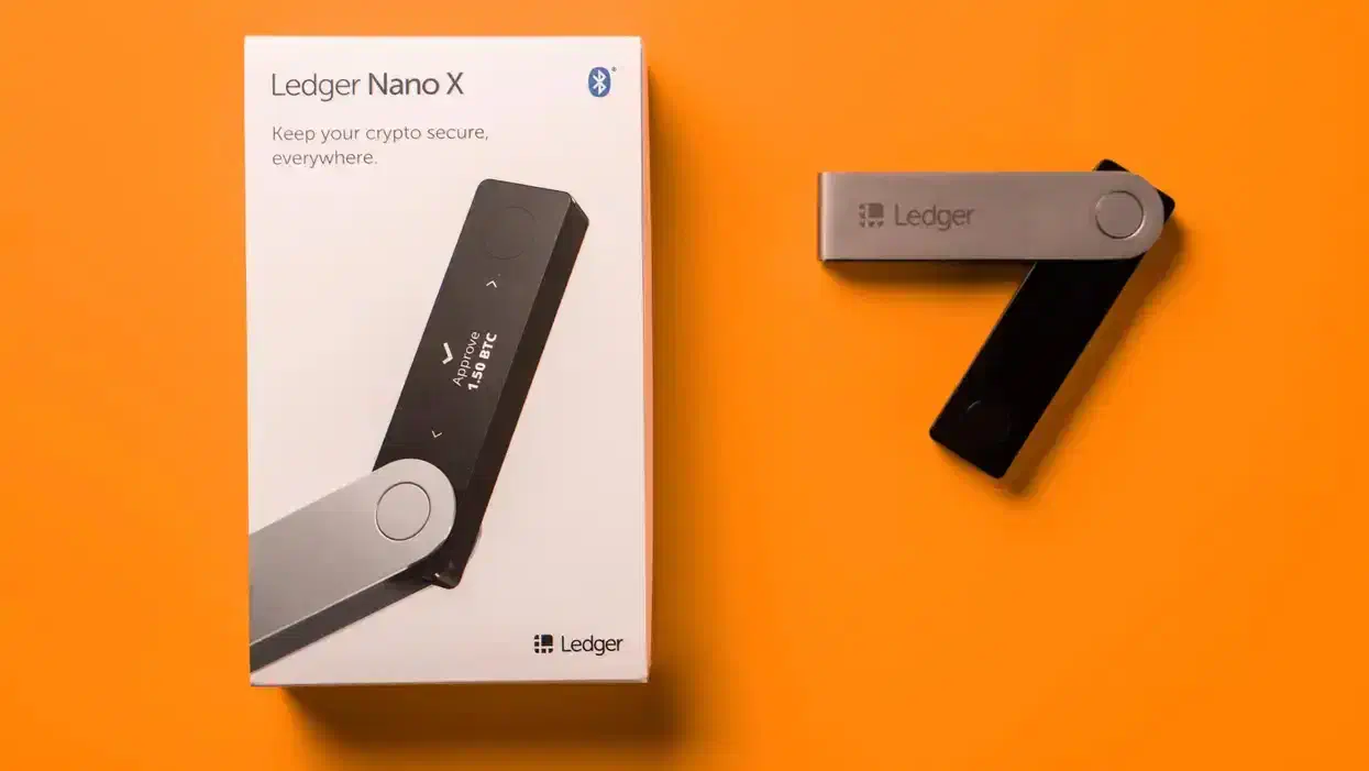 کیف پول ارزدیجیتال لجر نانو ایکس ledger nano X|قطعات و لوازم جانبی رایانه|آمل, |دیوار