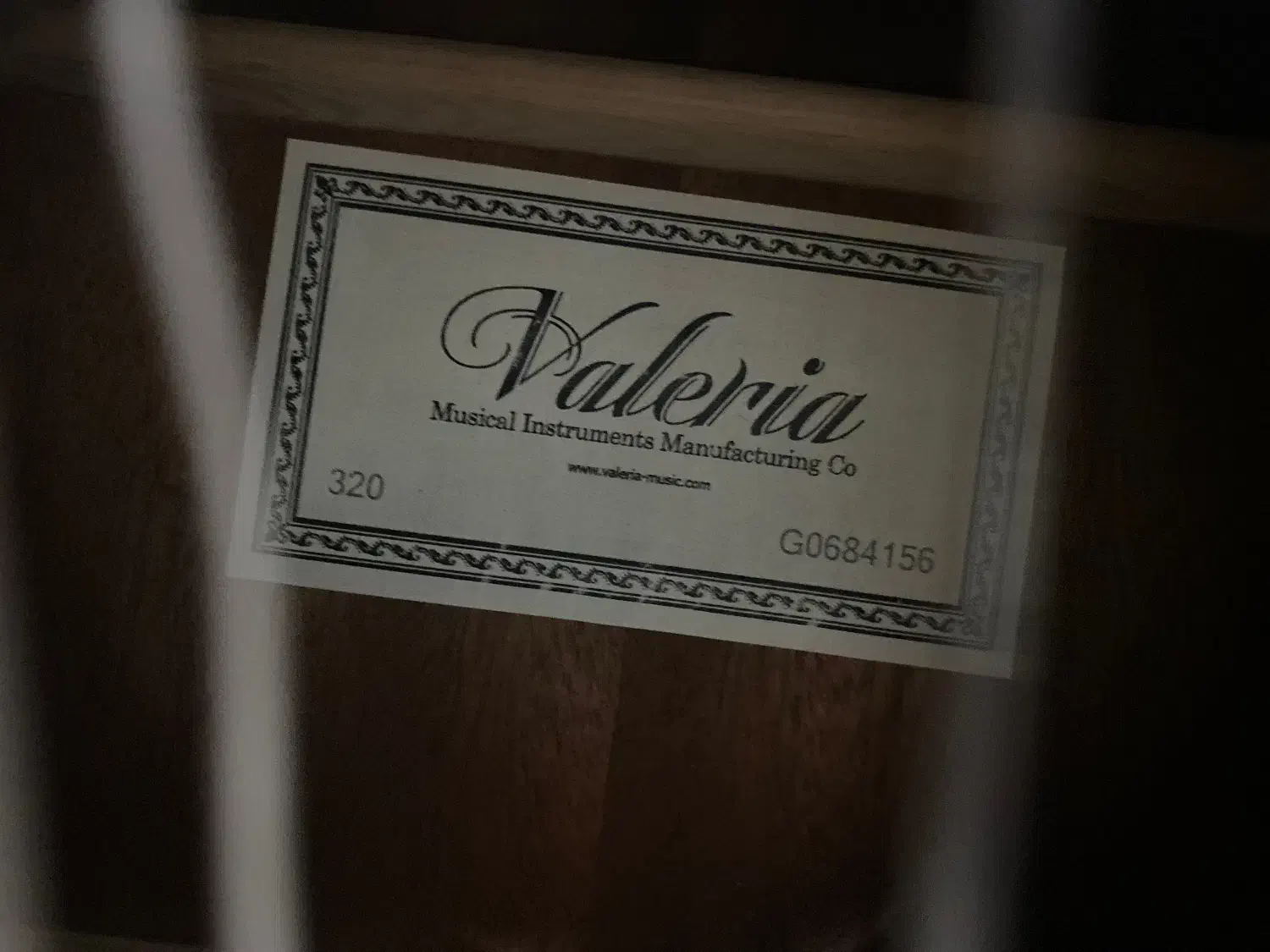 گیتار والریا|گیتار، بیس، امپلیفایر|قم, امامزاده ابراهیم|دیوار