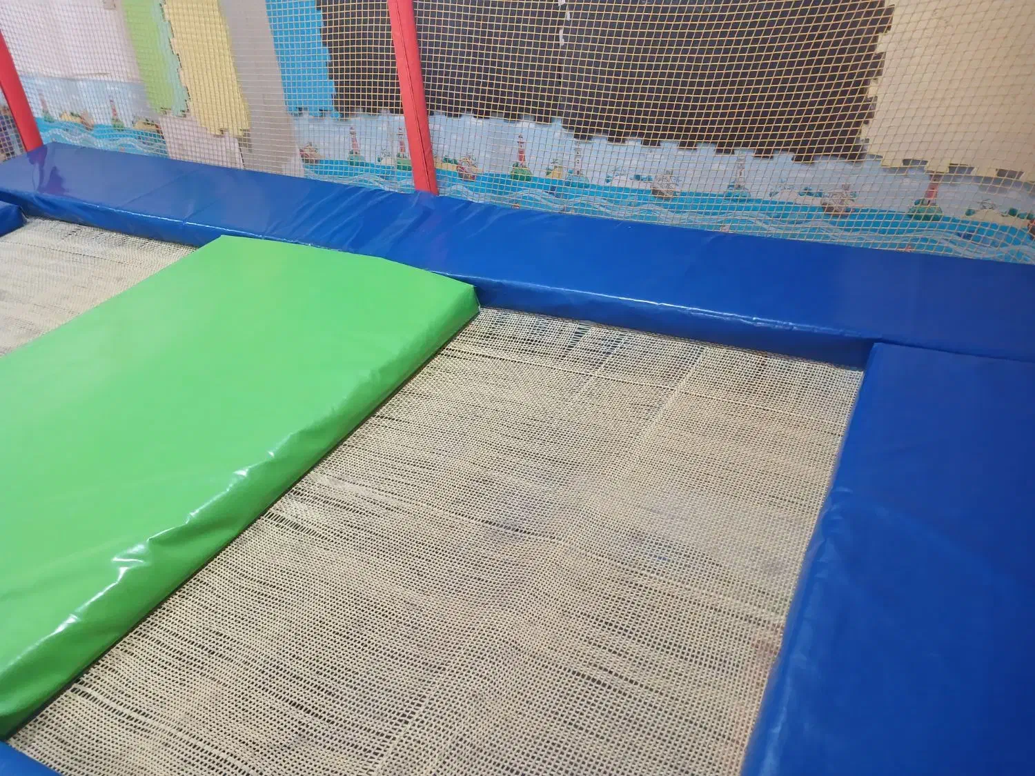 ترامپولین|اسباب‌‌بازی|میناب, |دیوار