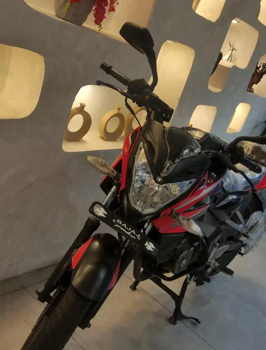 موتور ان اس|موتورسیکلت|فردیس, فردیس|دیوار