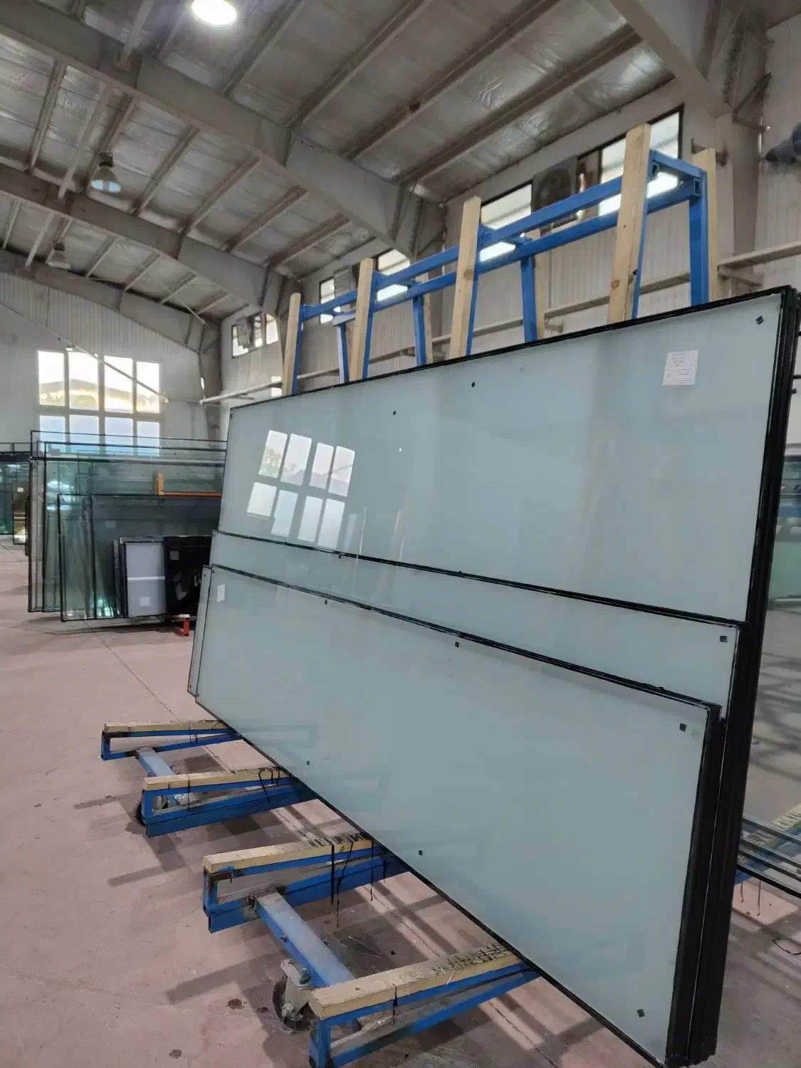 همکاری در صنایع شیشه رودسر|استخدام صنعتی، فنی، مهندسی|رودسر, |دیوار