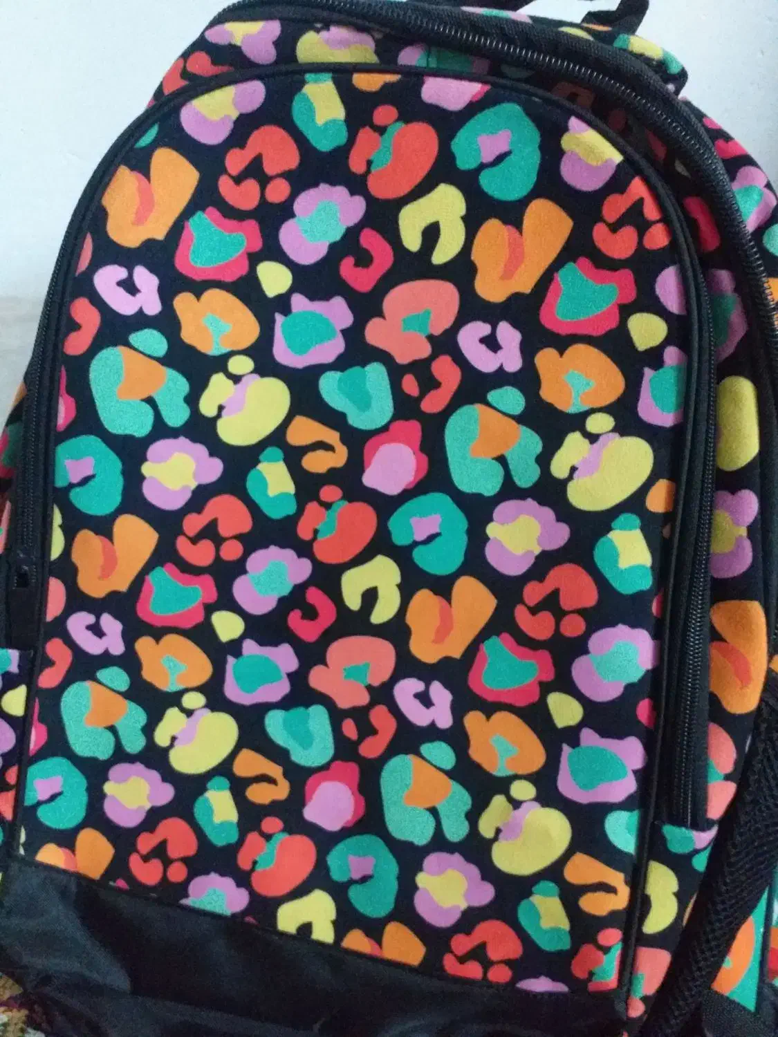 کیف. کوله|کیف، کفش، کمربند|کاشان, کارگر|دیوار