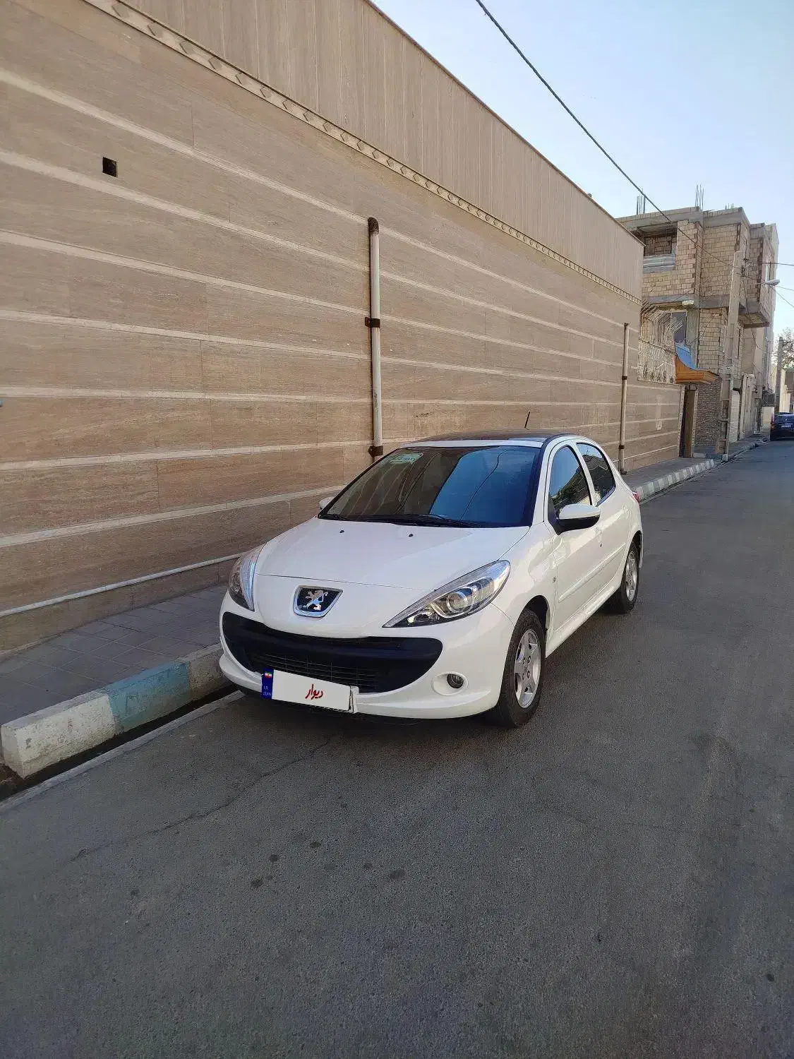 207 مدل 1402 پانا ارتقاء یافته بی رنگ رینگ|خودرو سواری و وانت|صفادشت, |دیوار