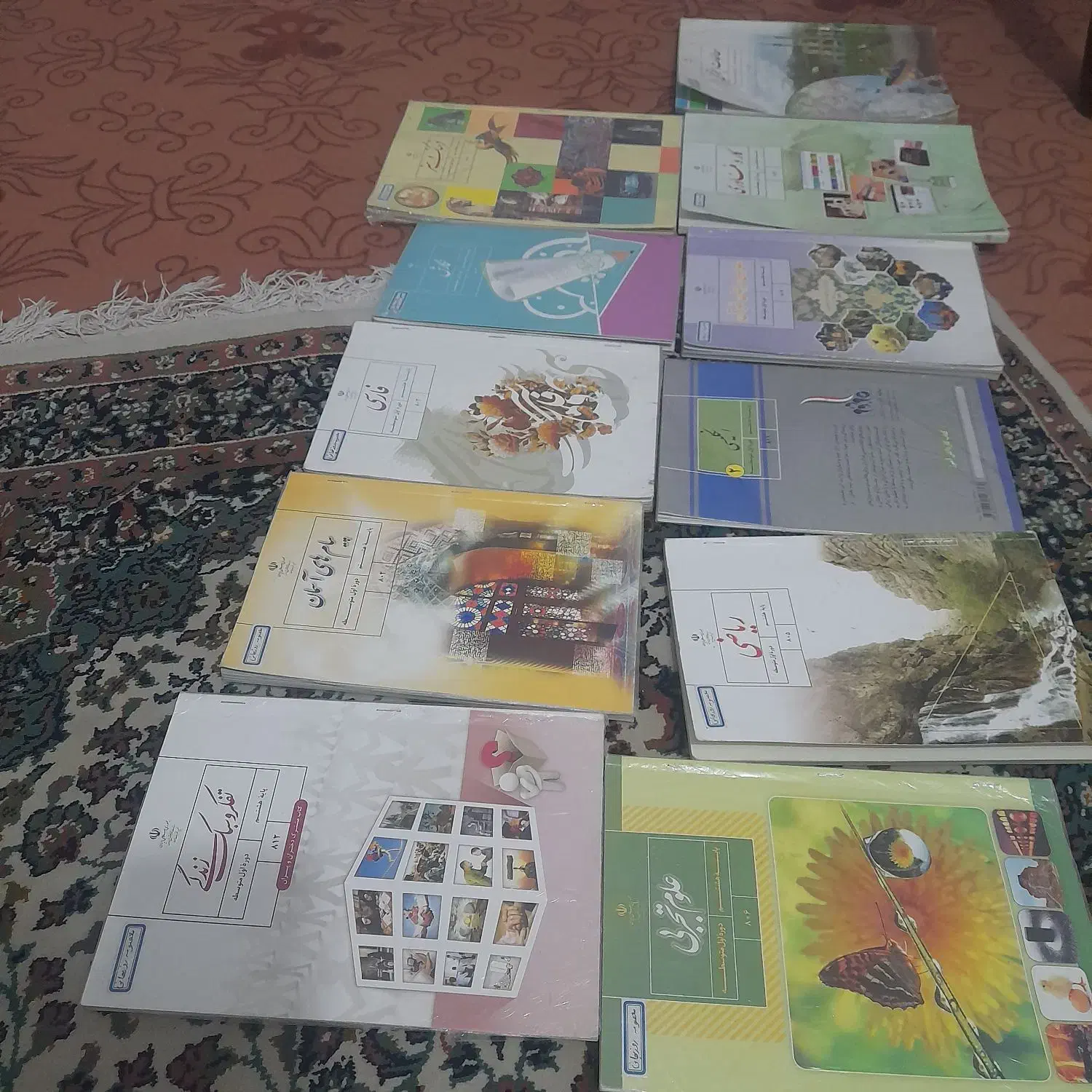 چند جلد کتاب نهم هشتم و هفتم|کتاب و مجله آموزشی|فردیس, شهرک شهید حسینی|دیوار