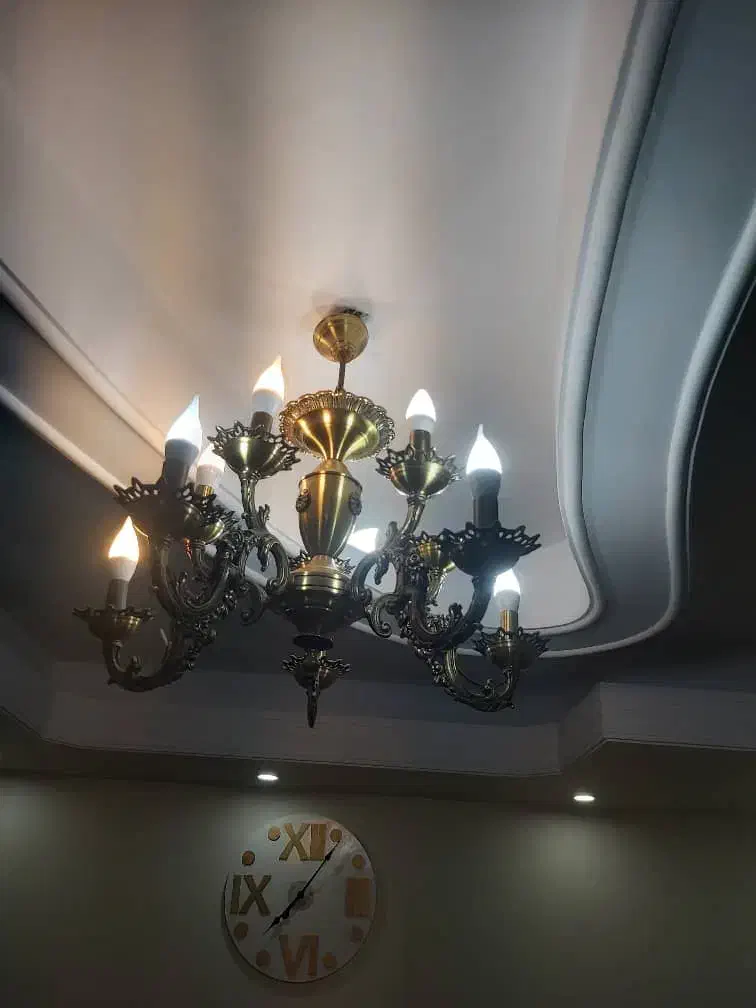 لوستر ده شاخه|لوستر و چراغ آویز|کرج, شهرک جهاننما|دیوار