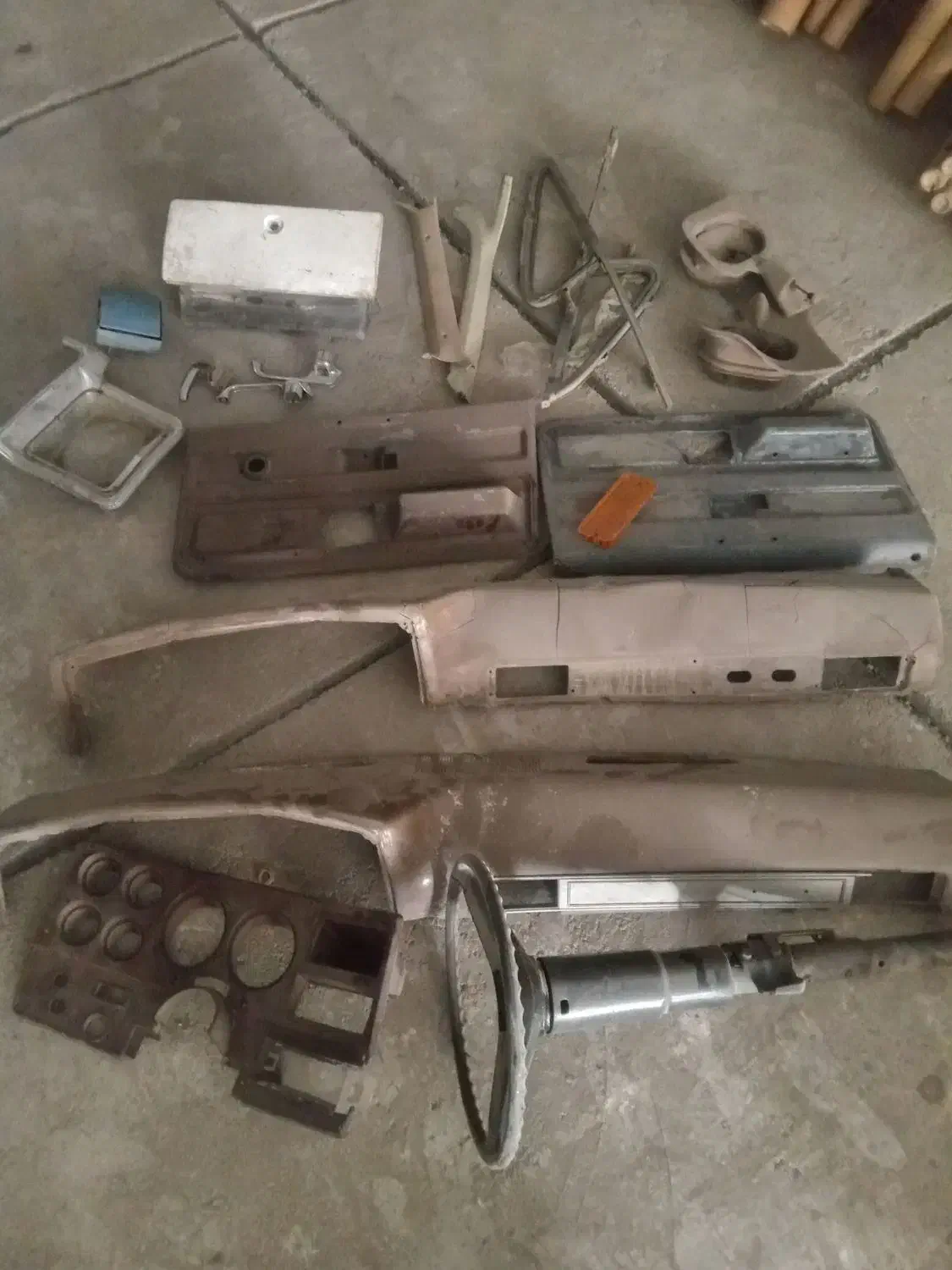 لوازم بلیزر و کاستوم|قطعات یدکی و لوازم جانبی|فردیس, فردیس|دیوار