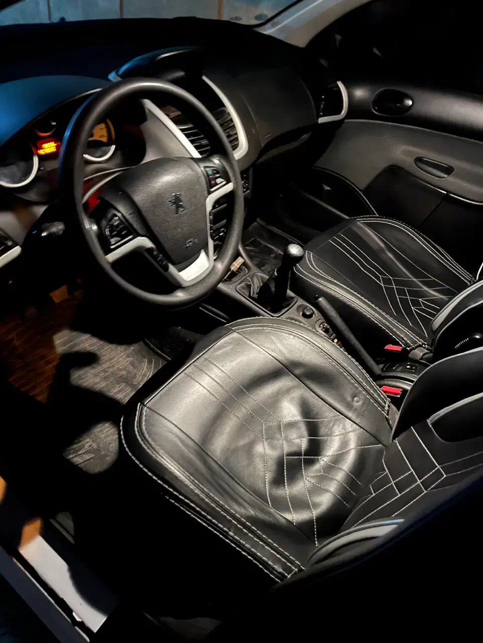 پژو ۲۰۷ ۱۴۰۰|خودرو سواری و وانت|قزوین, |دیوار