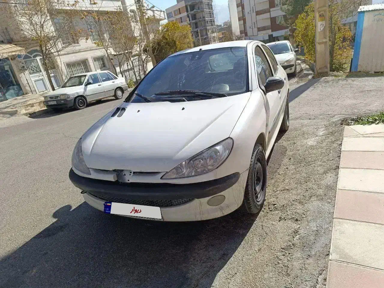 ۲۰۶ سفید ۸۳|خودرو سواری و وانت|سنندج, |دیوار