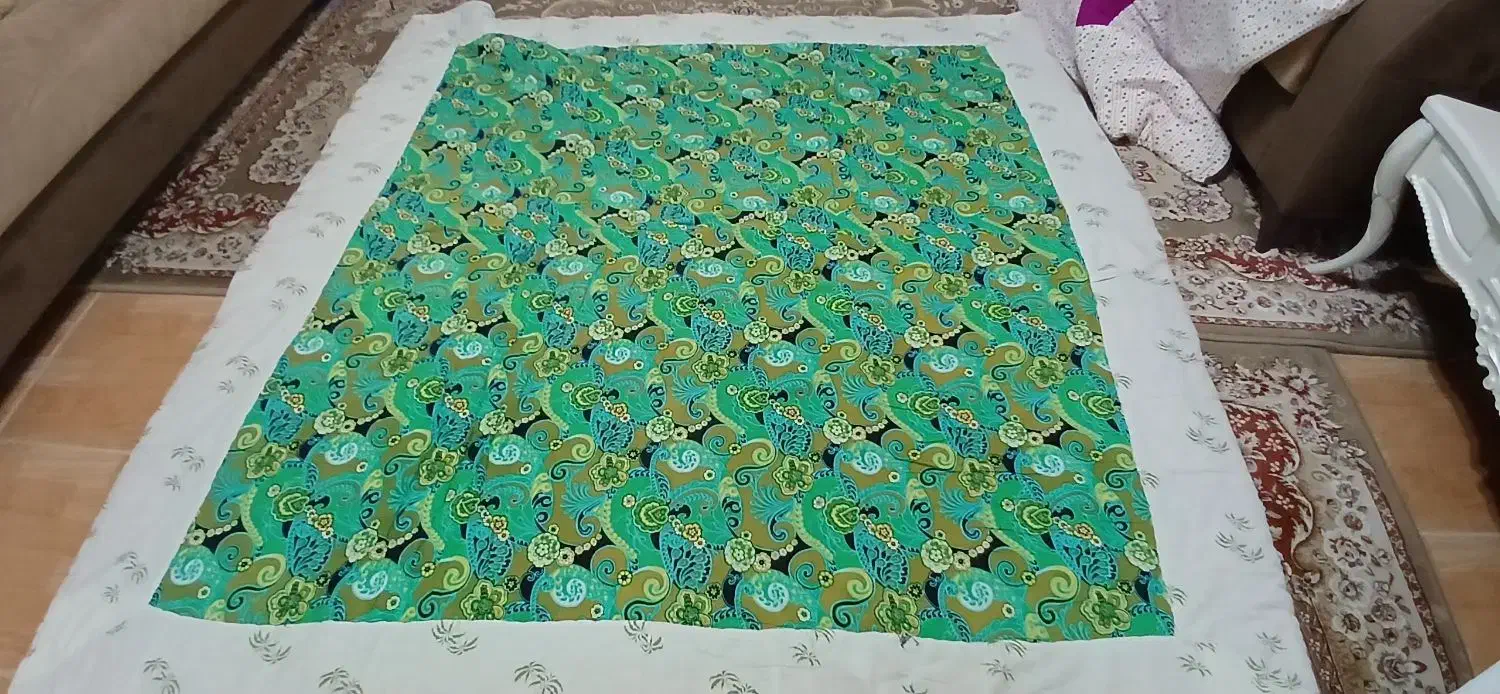 ۴ عدد لحاف|رختخواب، بالش، پتو|بندر انزلی, کارآموزی|دیوار