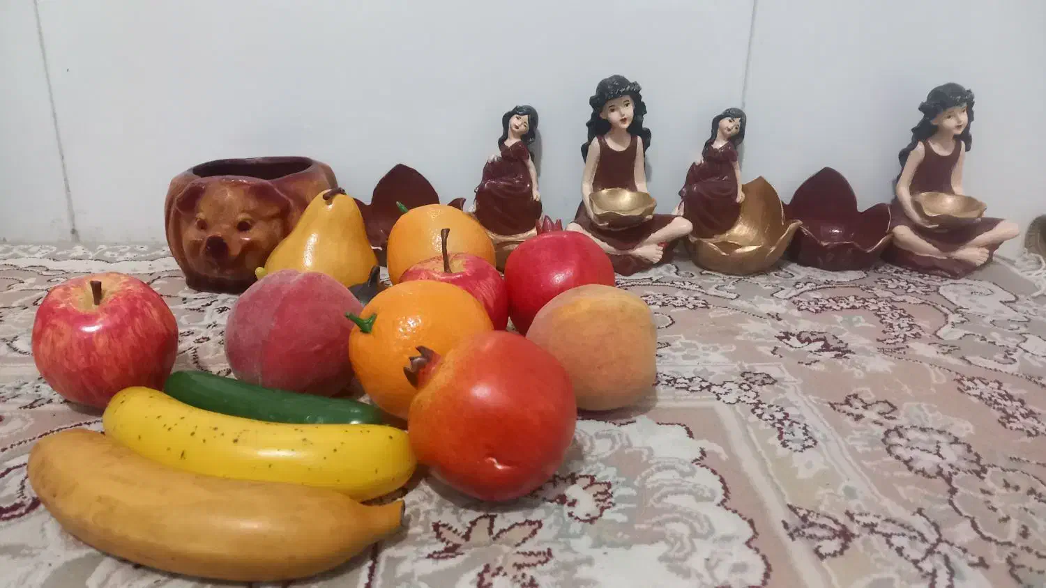 مجسمه|مجسمه، تندیس، ماکت|بهارستان, |دیوار