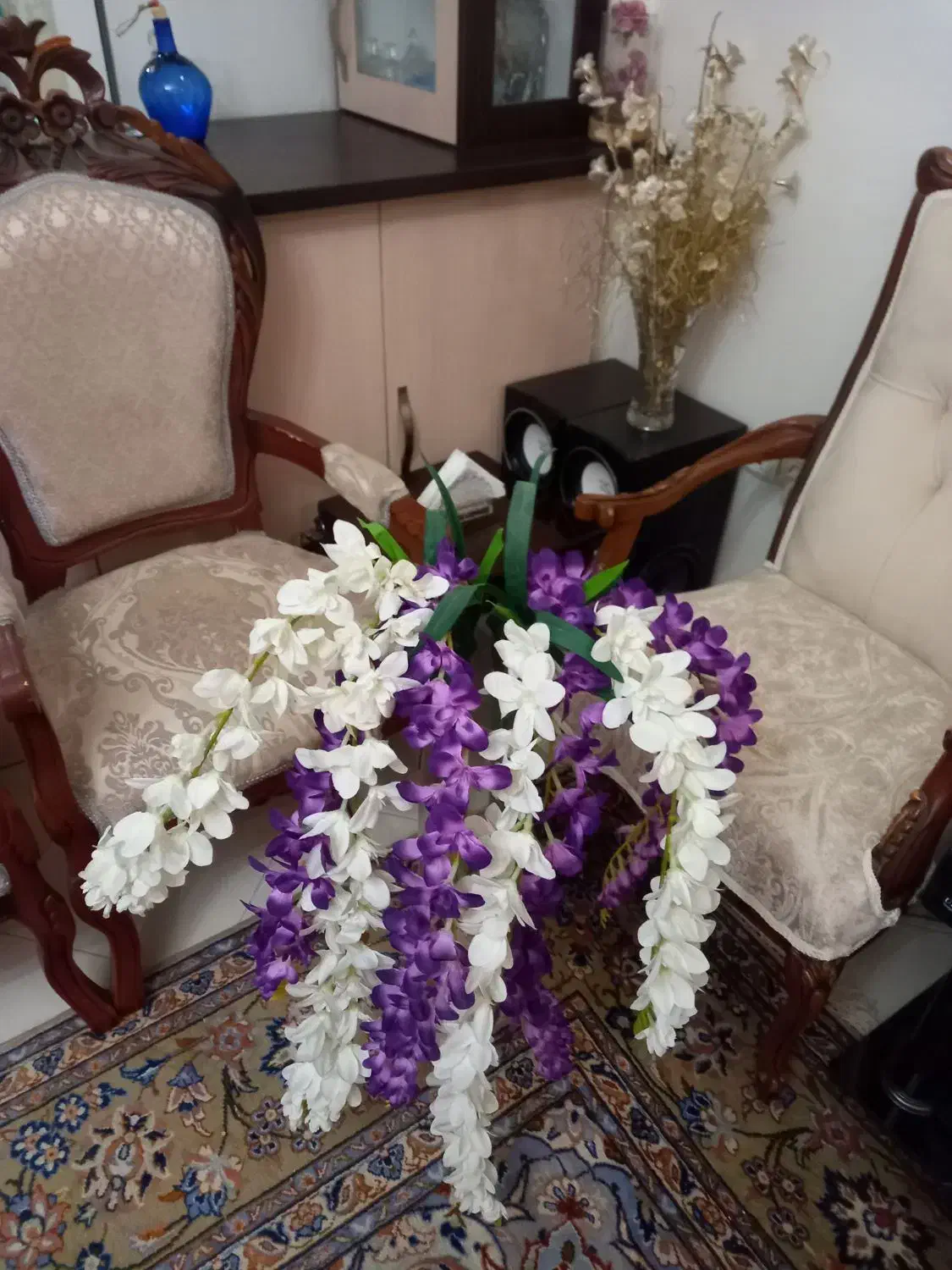 گلهای مصنوعی زیبا در حد نو|گل مصنوعی|تهران, سعادتآباد|دیوار