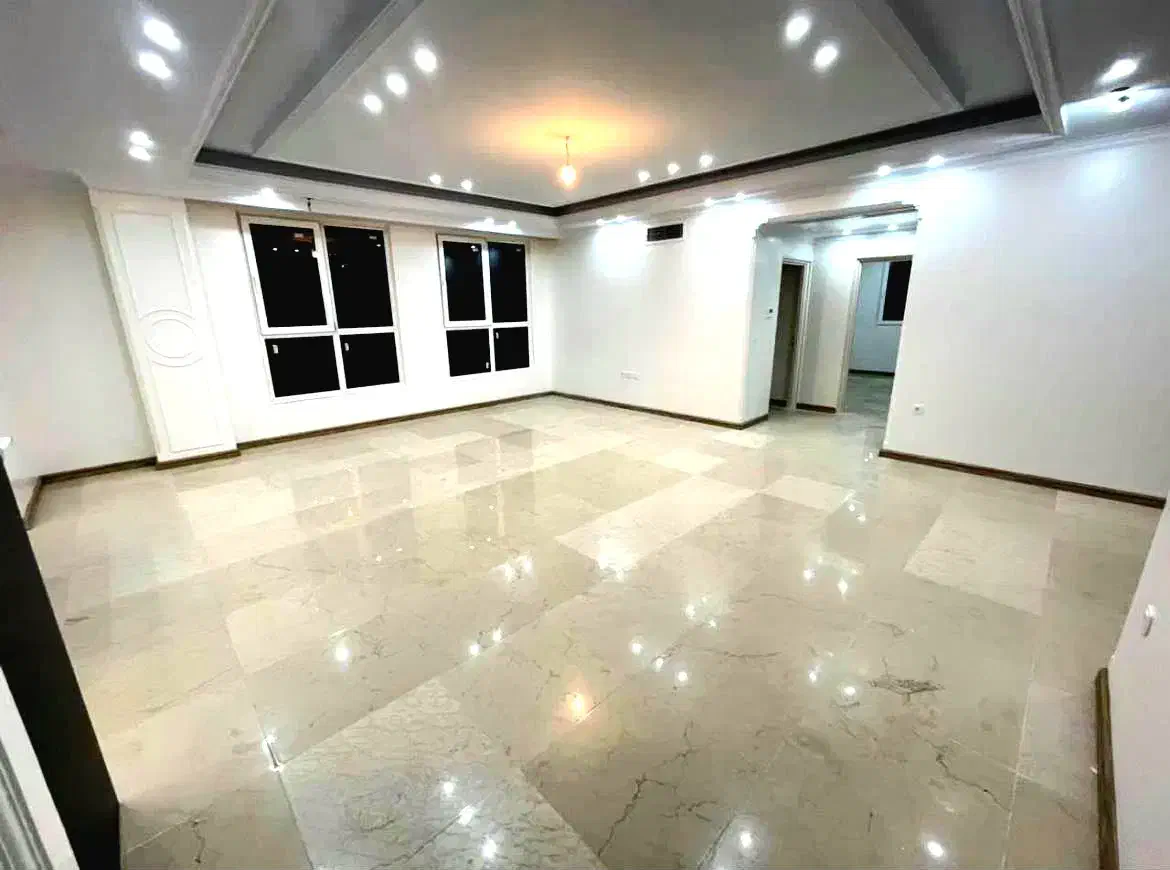 ۱۳۰ متری الماس / لوکیشن عالی بعثت ولیعصر|فروش آپارتمان|هشتگرد, شهرک بعثت|دیوار