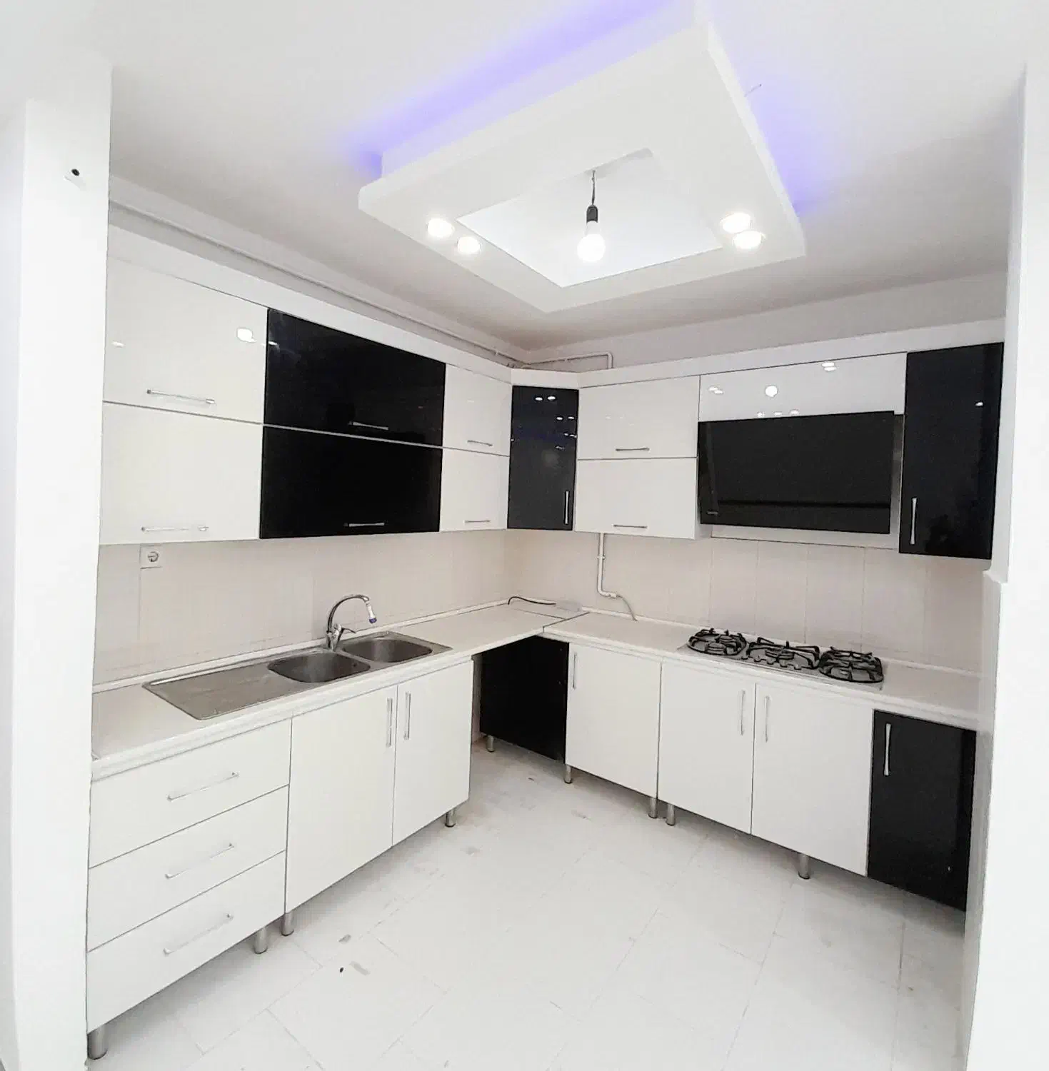 آپارتمان مسکن مهر با پارکینگ تمیز دلباز تخلیه|فروش آپارتمان|رشت, کوی مهر|دیوار