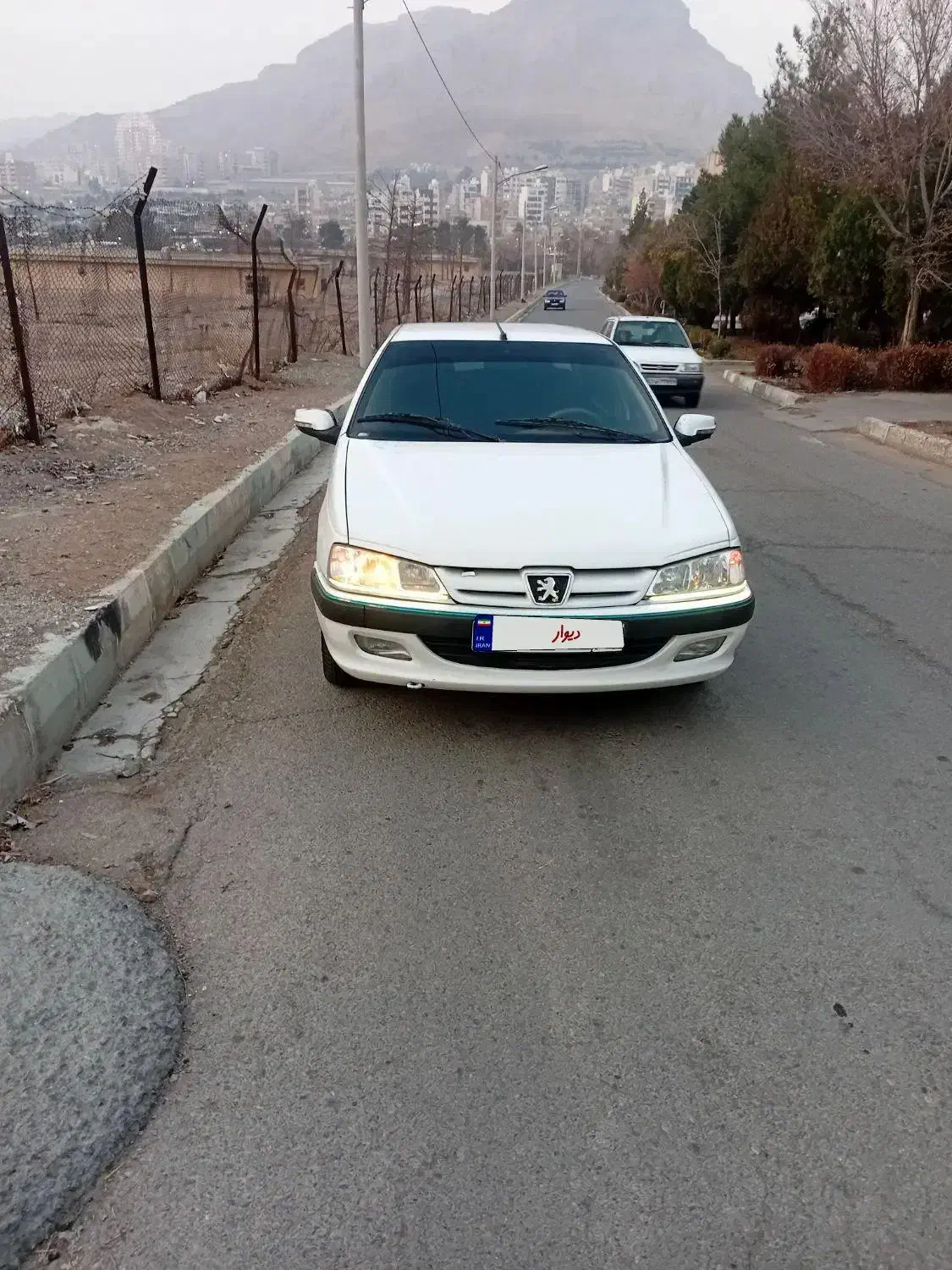 پژوپارس سال ۹۲ بنزینی|خودرو سواری و وانت|اصفهان, قائمیه|دیوار