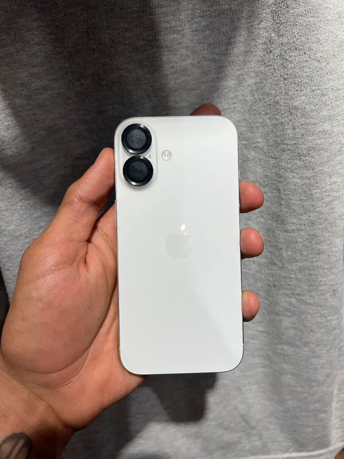 گوشی ۱۶ نرمال|موبایل|کرمان, |دیوار