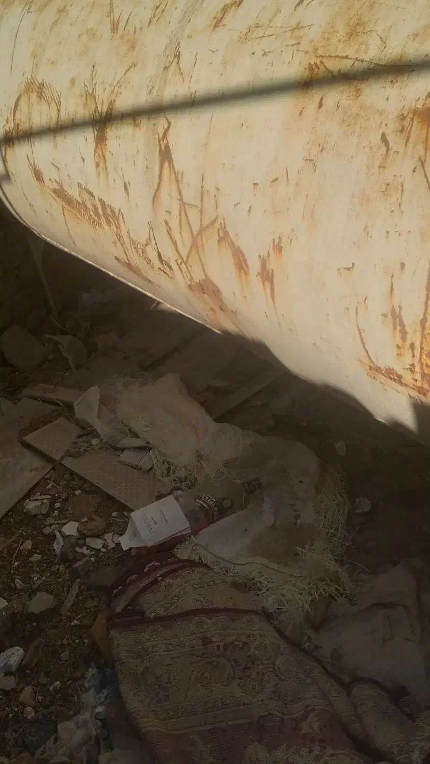 منبع فلزی اهنی|مصالح و تجهیزات ساختمان|کرمان, |دیوار