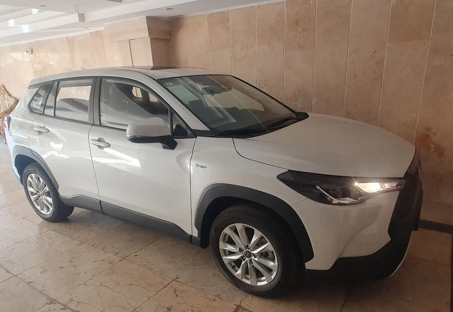 کرولا کراس ۲۰۲۵|خودرو سواری و وانت|تهران, گلستان (شهرک راه آهن)|دیوار