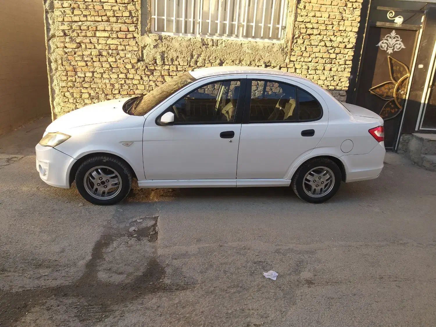 ساینا مدل۹۵ بیرنگ|خودرو سواری و وانت|کرمانشاه, |دیوار