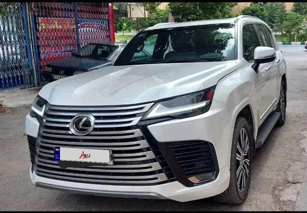 لکسوسLX|خودرو سواری و وانت|تهران, شمس‌آباد|دیوار