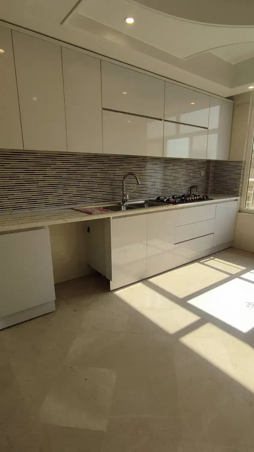 ۱۱۰ متر آپارتمان فول امکانات غرق در نور طبیعی|فروش آپارتمان|تهران, نیروی هوایی (پیروزی)|دیوار