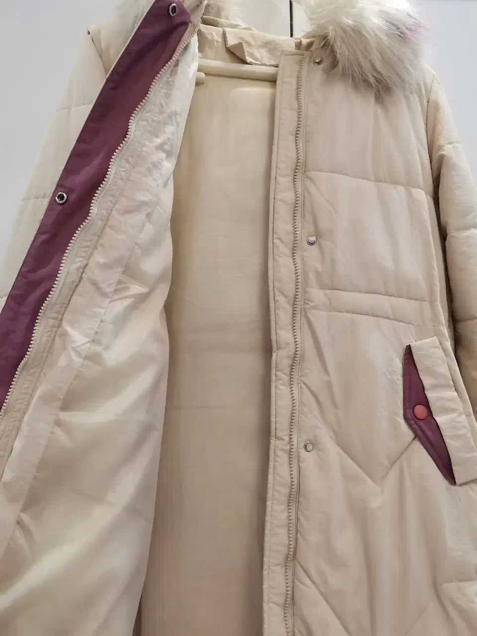 بارانی|لباس|قم, دانشگاه قم|دیوار